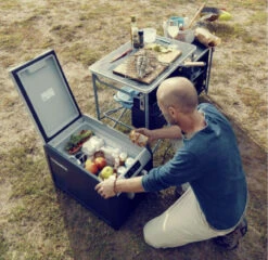 Dometic CFX3-75DZ Mobile Dual Zone Compressor Cool Box Fridge And Freezer -Jacksons Leisure Supplies CFX3 95DZ coolbox freezer action 58445.1581609438