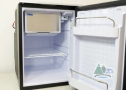 Webasto Cruise CR49 Elegance Campervan & Caravan Compressor Fridge -Jacksons Leisure Supplies DSC05479 34710.1634826503