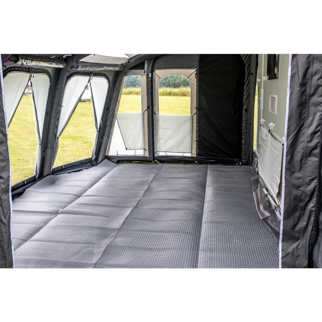 SunnCamp Inceptor Air Extreme 390 Caravan Awning 4 SunnCamp Inceptor Air Extreme 390 Caravan Awning - Image 4