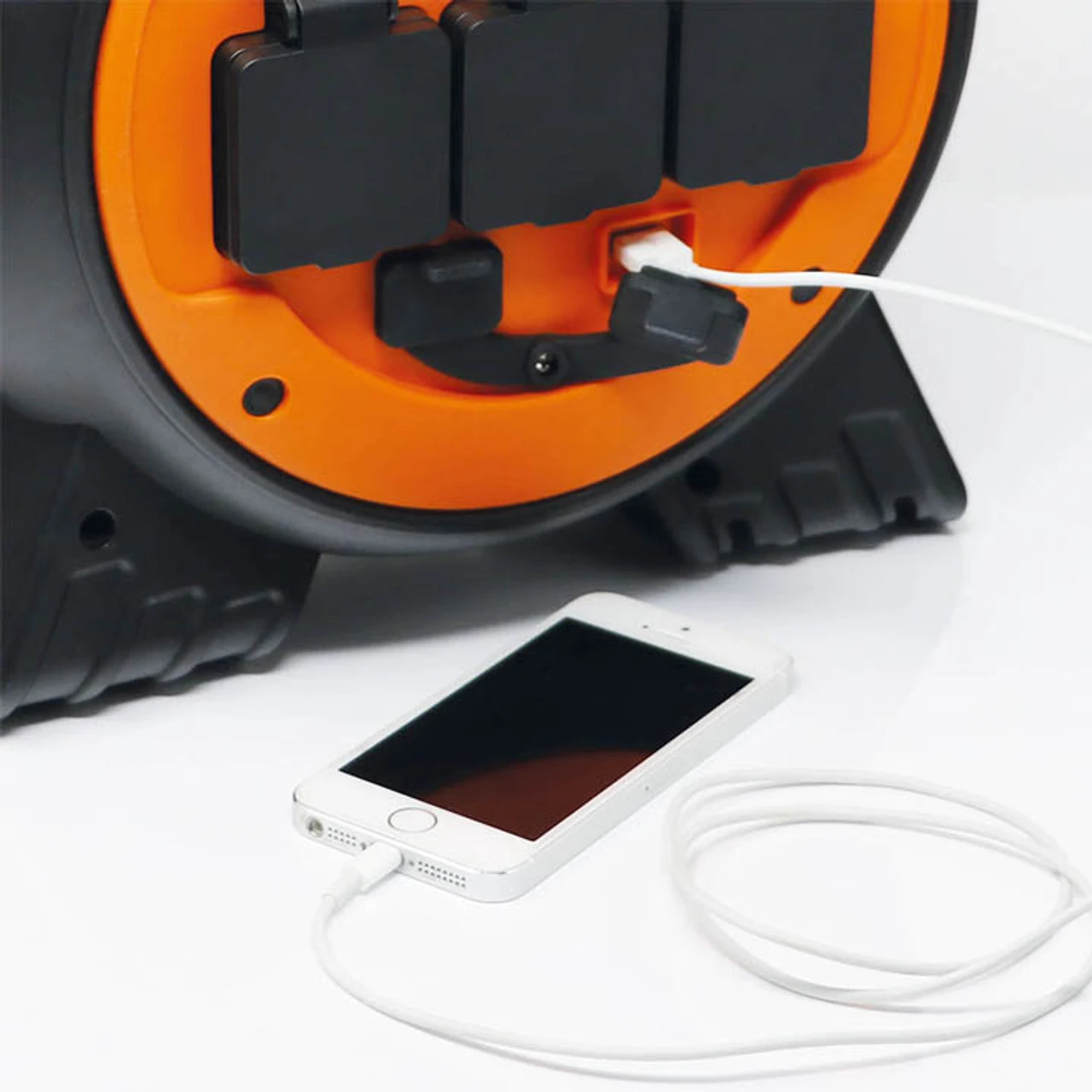 15m Roller Mains Unit Camping Hook Up With LED Light 3 15m Roller Mains Unit Camping Hook Up With LED Light - Image 3