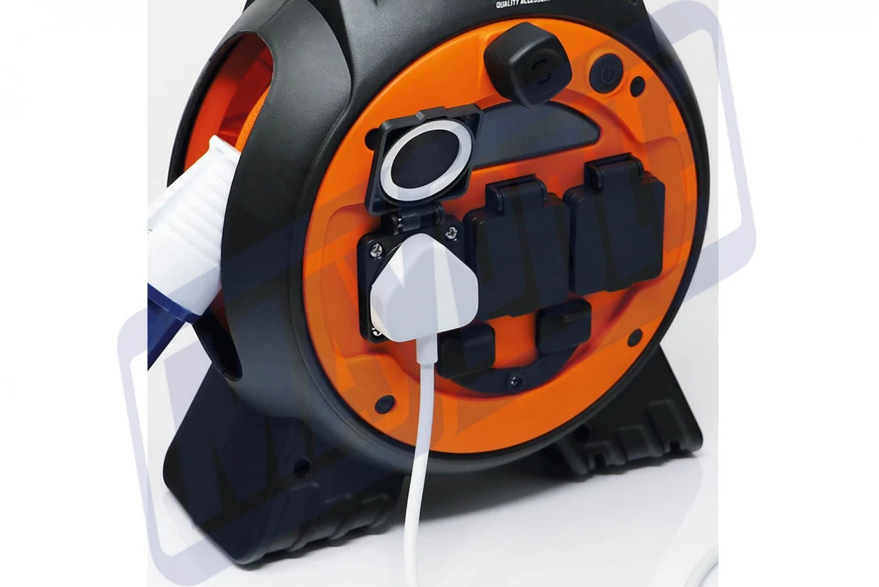 15m Roller Mains Unit Camping Hook Up With LED Light 5 15m Roller Mains Unit Camping Hook Up With LED Light - Image 5