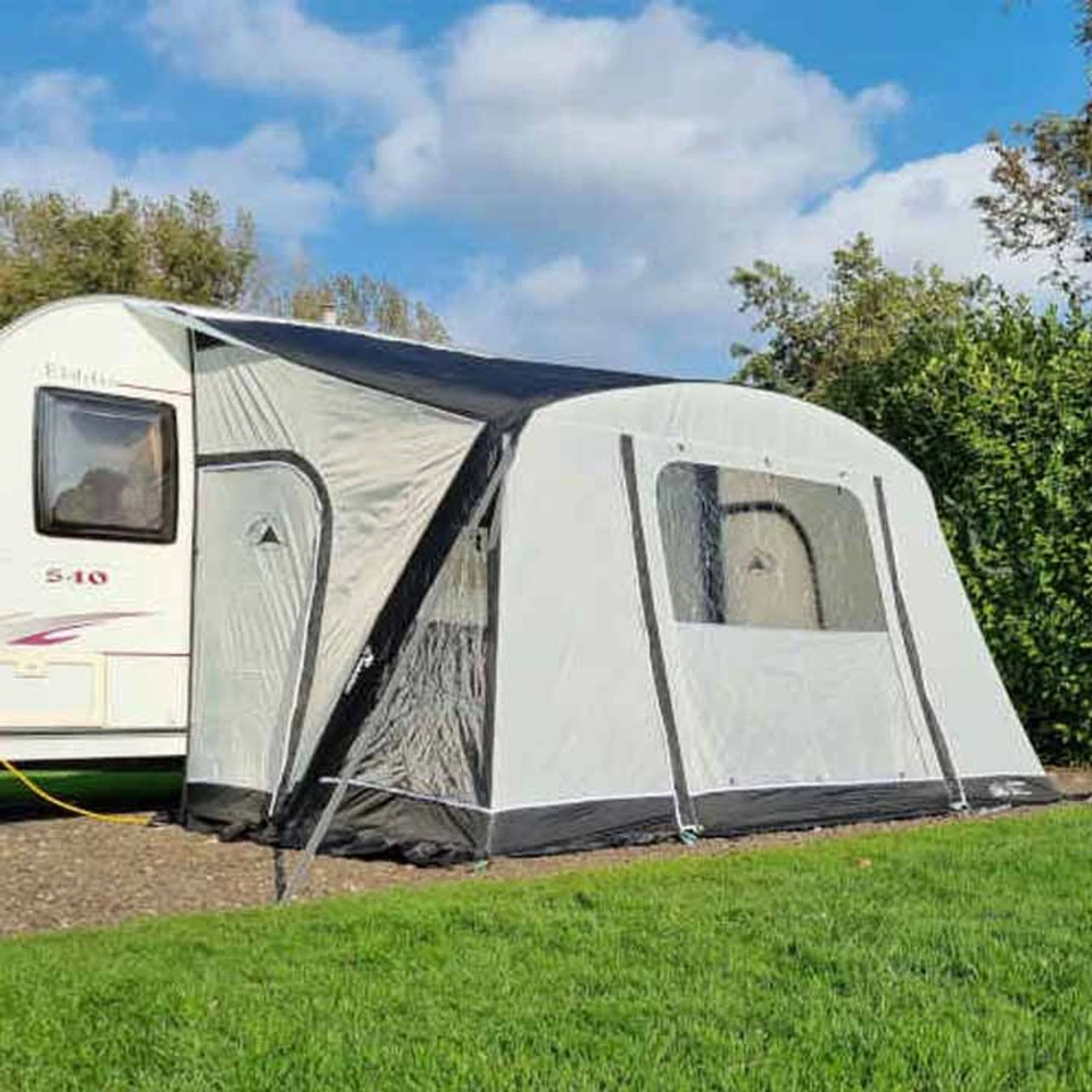 SunnCamp Dash Air SC Inflatable Caravan Awning 1 SunnCamp Dash Air SC Inflatable Caravan Awning