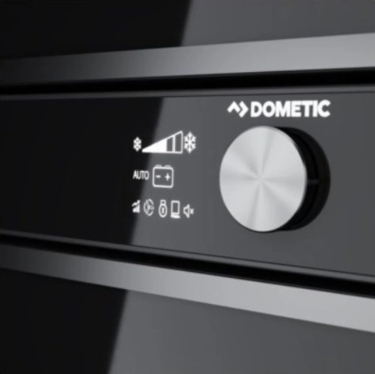 Dometic RCD 10.5XT Tower Fridge Freezer 12v 6 Dometic RCD 10.5XT Tower Fridge Freezer 12v - Image 6