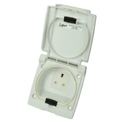 Bullfinch Outdoor Electric Socket Outlet Point For Campervans, Caravans And Motorhomes 5 Bullfinch Outdoor Electric Socket Outlet Point For Campervans, Caravans And Motorhomes -Jacksons Leisure Supplies electrical bullfinch 92063.1616066651