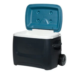 Igloo Island Breeze MaxCold 50 Wheeled Portable Ice Chest -Jacksons Leisure Supplies igloo cooler 3 74706.1486417727