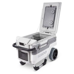 Igloo Trailmate Marine 66 Litre Wheeled Cool Box -Jacksons Leisure Supplies igloo trailmate marine 34492 wheeled roller cool box ice festival 03 15398.1614877766