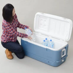 Igloo MaxCold 100 Quart Camping Cool Box -Jacksons Leisure Supplies igloo 100 2 09712.1400589421