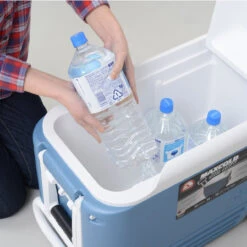 Igloo MaxCold 40 Wheeled Ice 38 Litre Cool Box -Jacksons Leisure Supplies maxcold 40 quart open filling 06010.1425290293