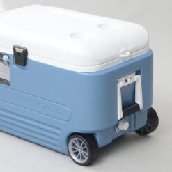 Igloo MaxCold 60 Roller Cool Box Wheeled Ice Chest -Jacksons Leisure Supplies maxcold 60 quart drain wheels 91414.1425296384