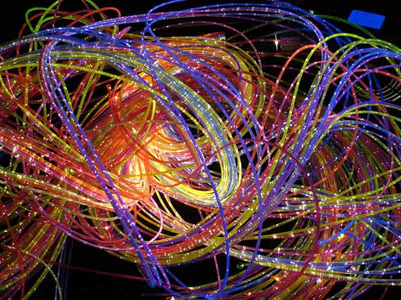 Fibre Optic UV Reactive Sensory Lighting Kit 5 Fibre Optic UV Reactive Sensory Lighting Kit - Image 5