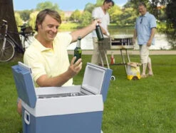 Dometic Waeco Mobicool W48 Electric 12v Mains Portable Cool Box 14 Dometic Waeco Mobicool W48 Electric 12v Mains Portable Cool Box -Jacksons Leisure Supplies waeco w48 coolbox7 46181.1533742839